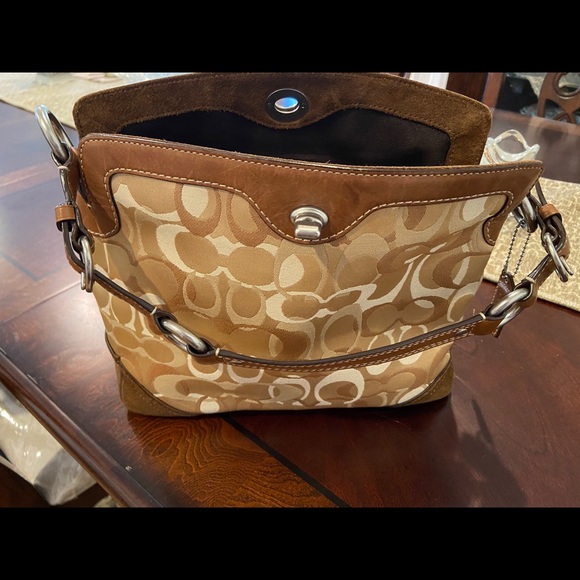 Coach bag - Picture 2 of 3